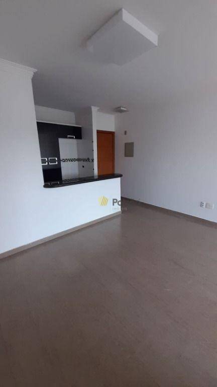 Apartamento para alugar com 2 quartos, 70m² - Foto 21