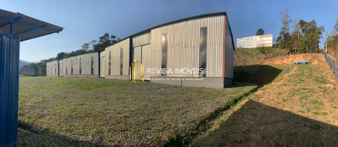 Depósito-Galpão-Armazém para alugar, 1500m² - Foto 1