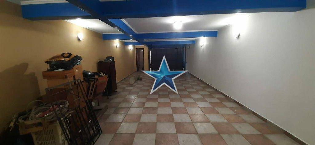 Sobrado à venda com 4 quartos, 250m² - Foto 25