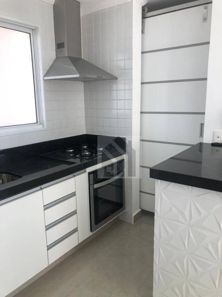 Apartamento à venda com 2 quartos, 67m² - Foto 9