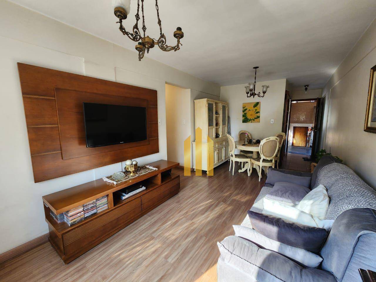 Apartamento à venda com 2 quartos, 70m² - Foto 7