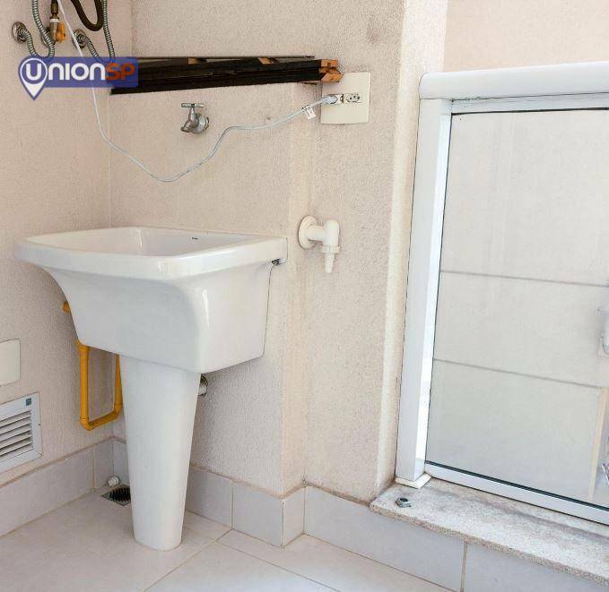 Apartamento à venda com 1 quarto, 35m² - Foto 12