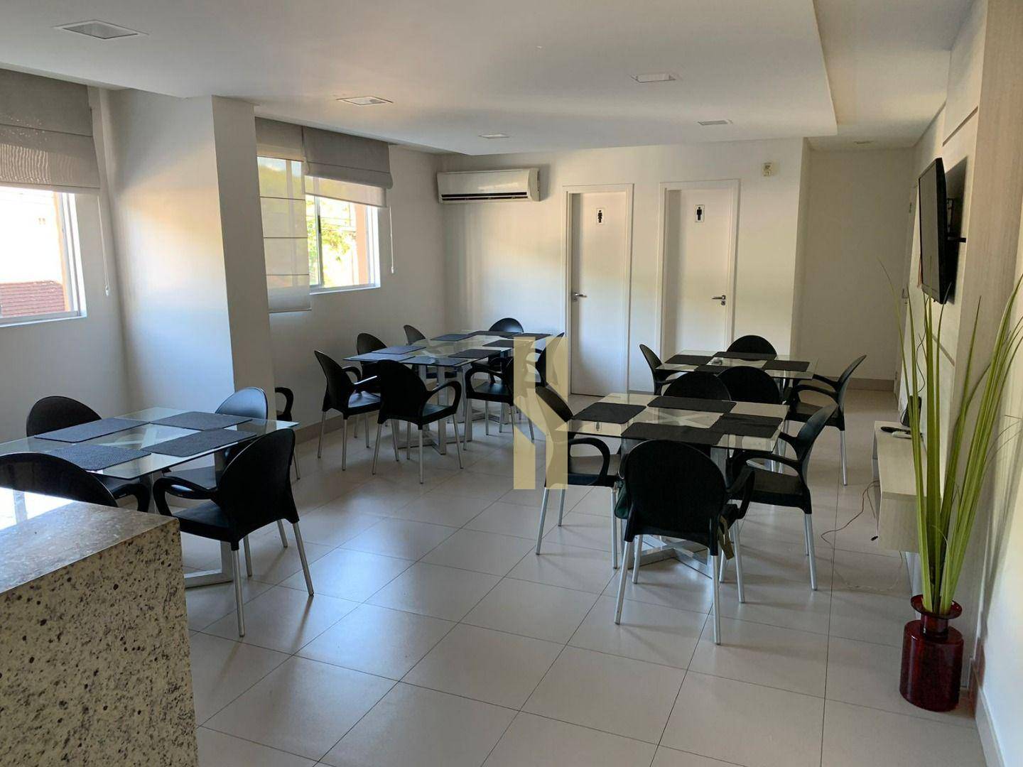 Apartamento à venda com 2 quartos, 66m² - Foto 17