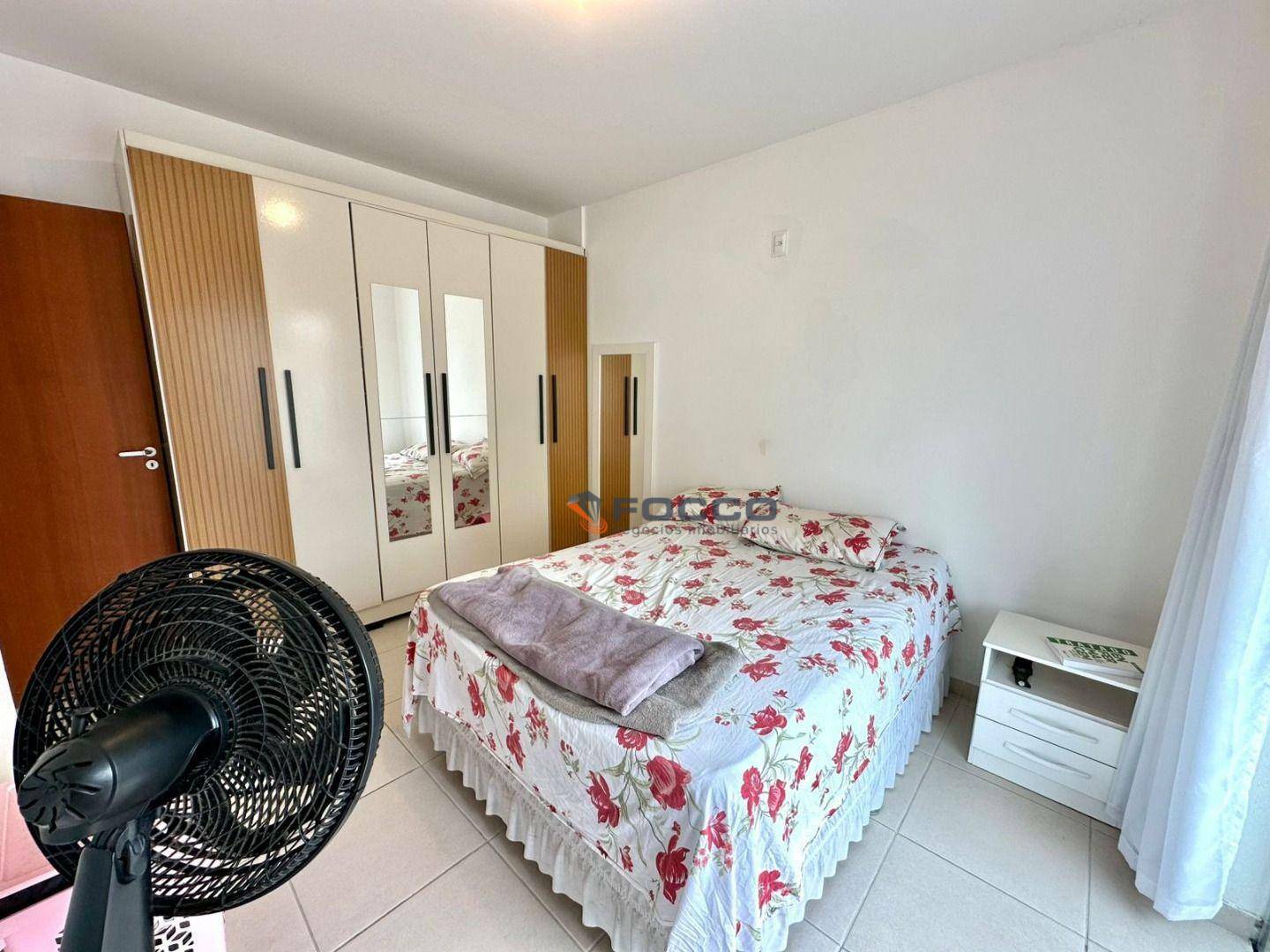 Apartamento à venda com 2 quartos, 62m² - Foto 13