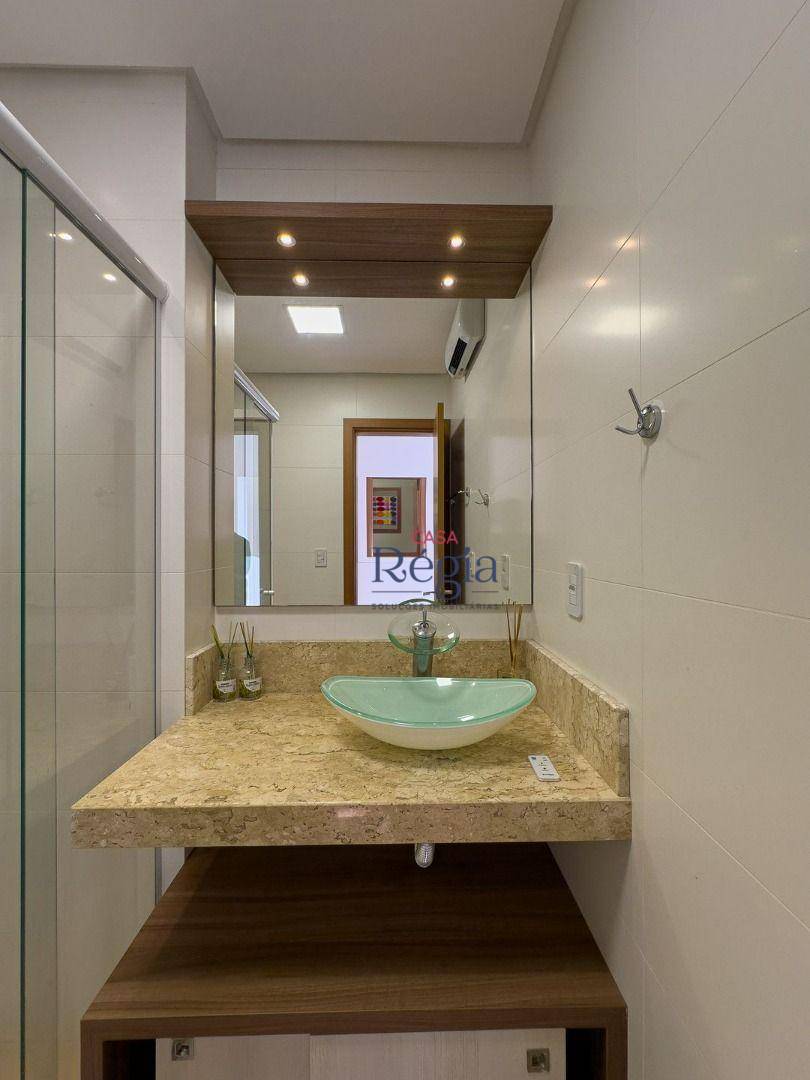 Apartamento à venda com 2 quartos, 75m² - Foto 18