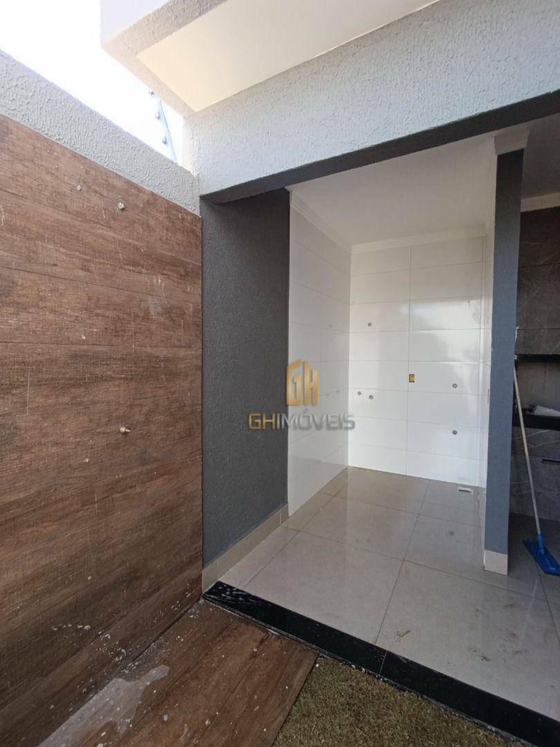 Casa, 3 quartos, 108 m² - Foto 2