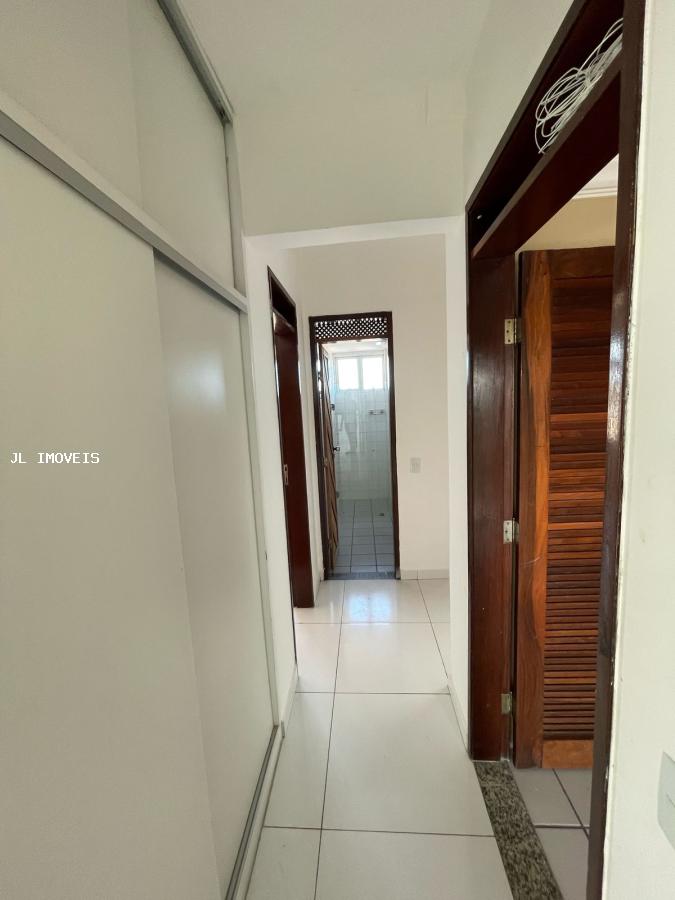 Apartamento para alugar com 3 quartos, 150m² - Foto 14