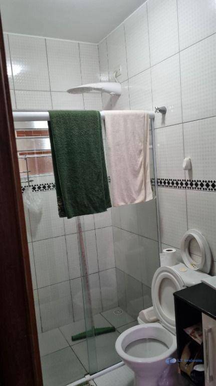 Casa de Condomínio à venda e aluguel com 2 quartos, 65m² - Foto 11