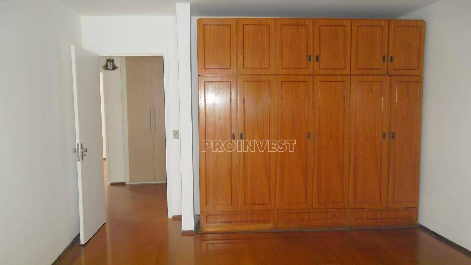 Casa à venda com 3 quartos, 330m² - Foto 19