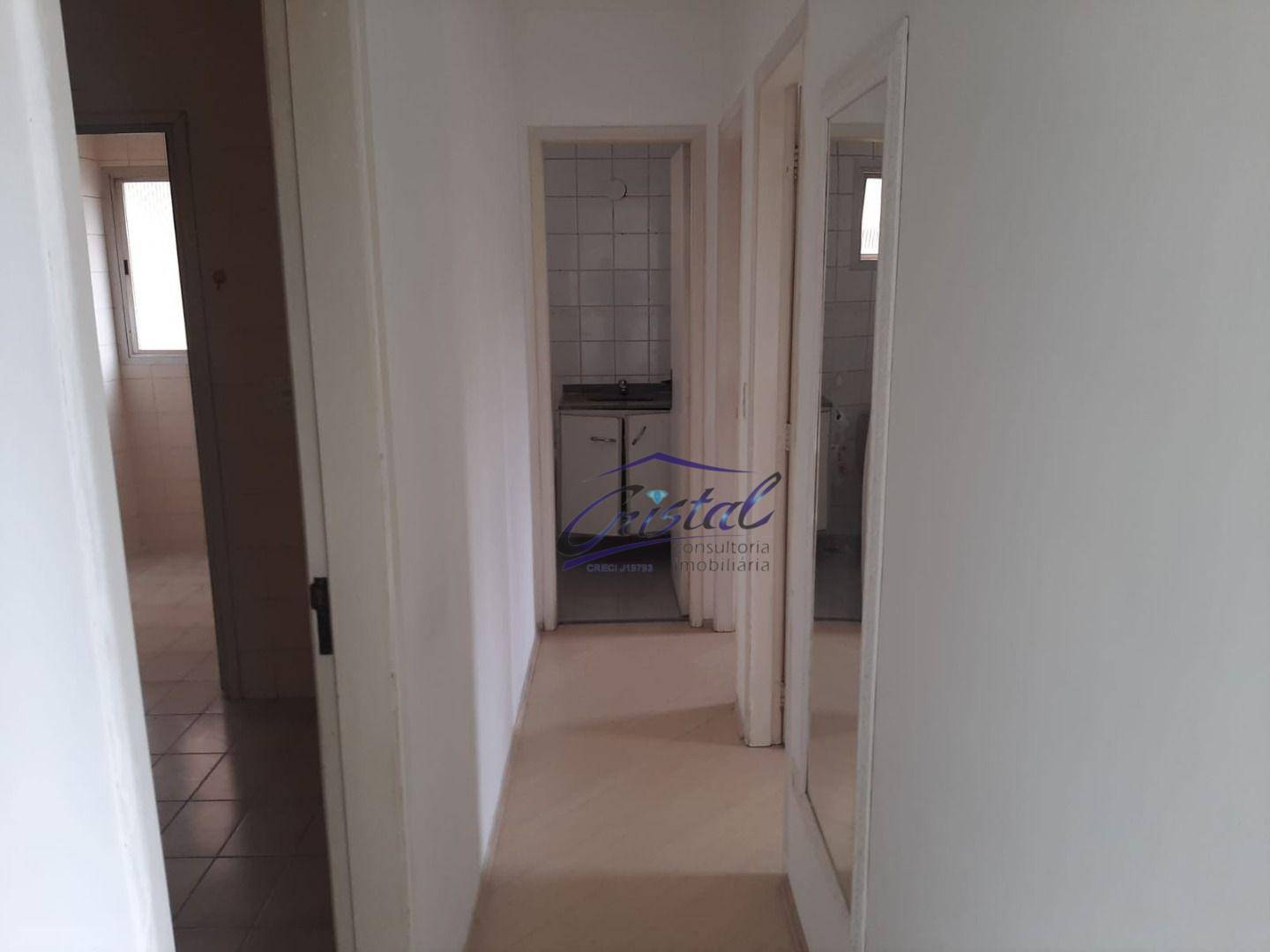 Apartamento à venda com 2 quartos, 58m² - Foto 4