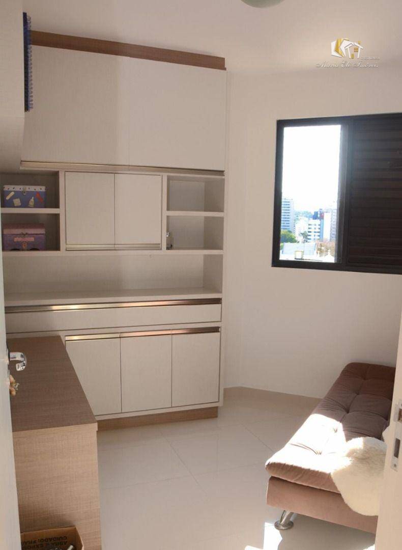 Apartamento à venda com 3 quartos, 118m² - Foto 12