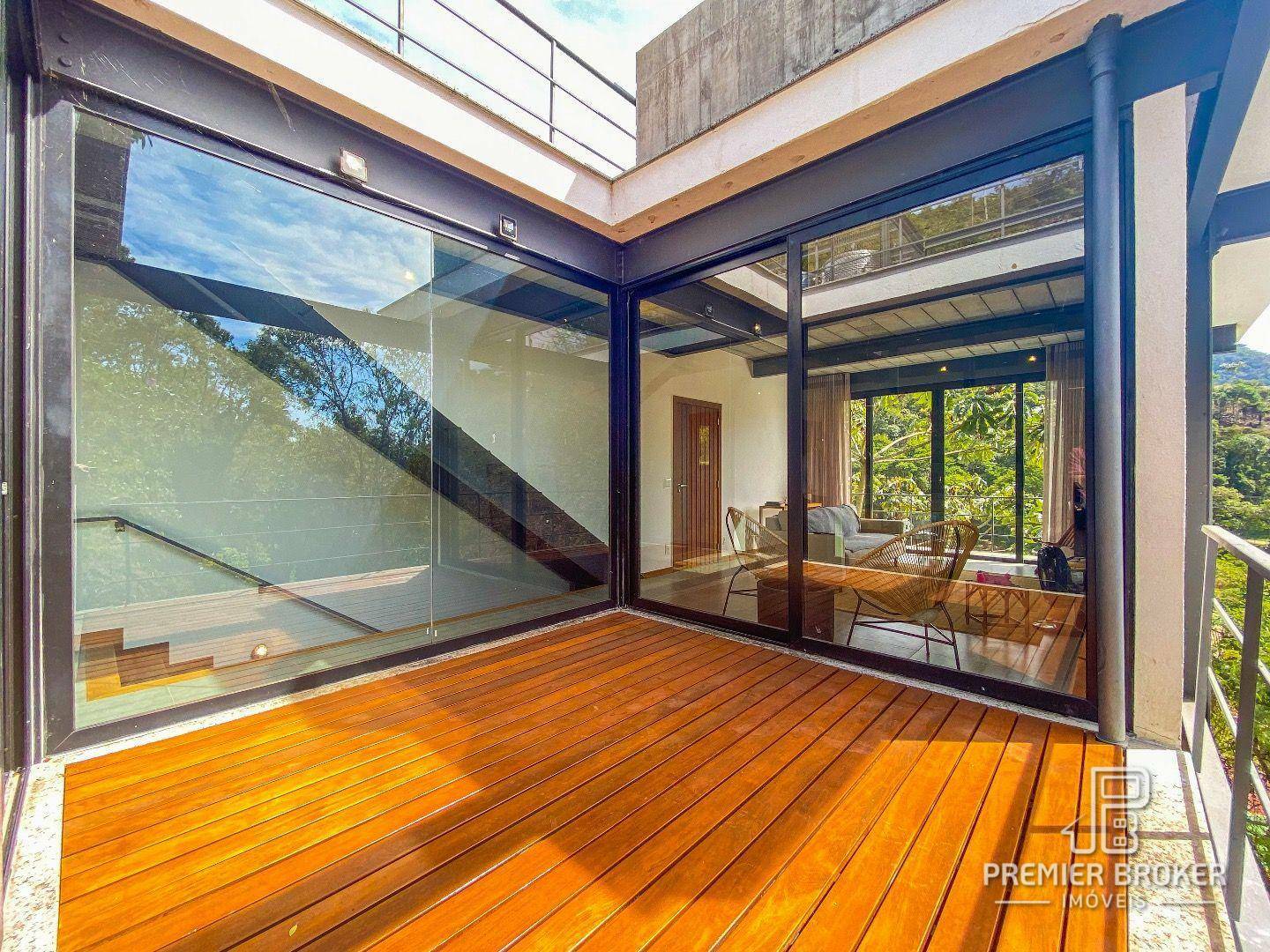 Casa de Condomínio à venda com 3 quartos, 210m² - Foto 41