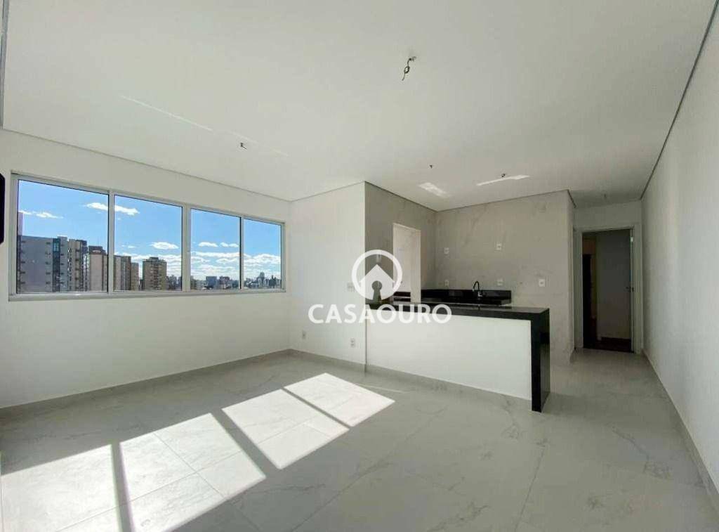 Apartamento à venda com 2 quartos, 64m² - Foto 1