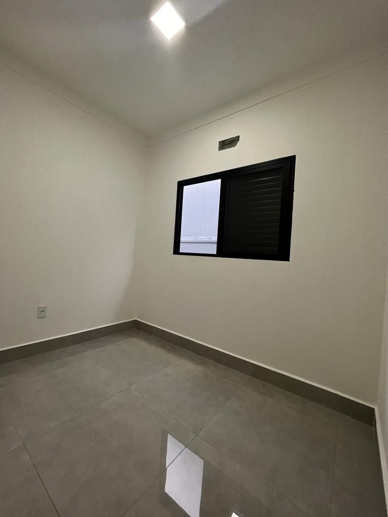 Casa à venda com 3 quartos, 170m² - Foto 8