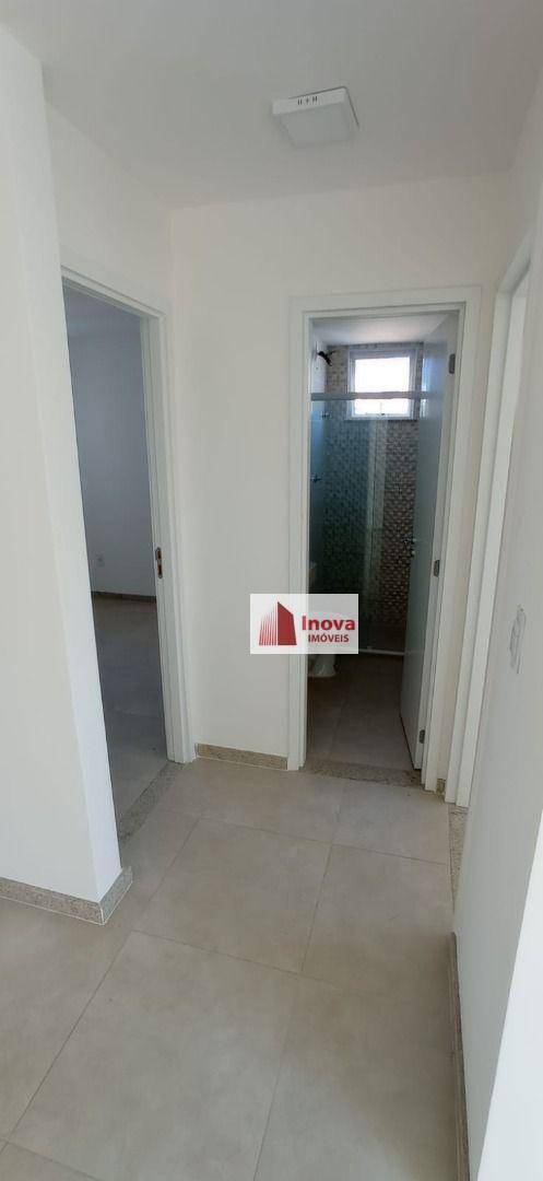 Apartamento à venda com 2 quartos, 65m² - Foto 5