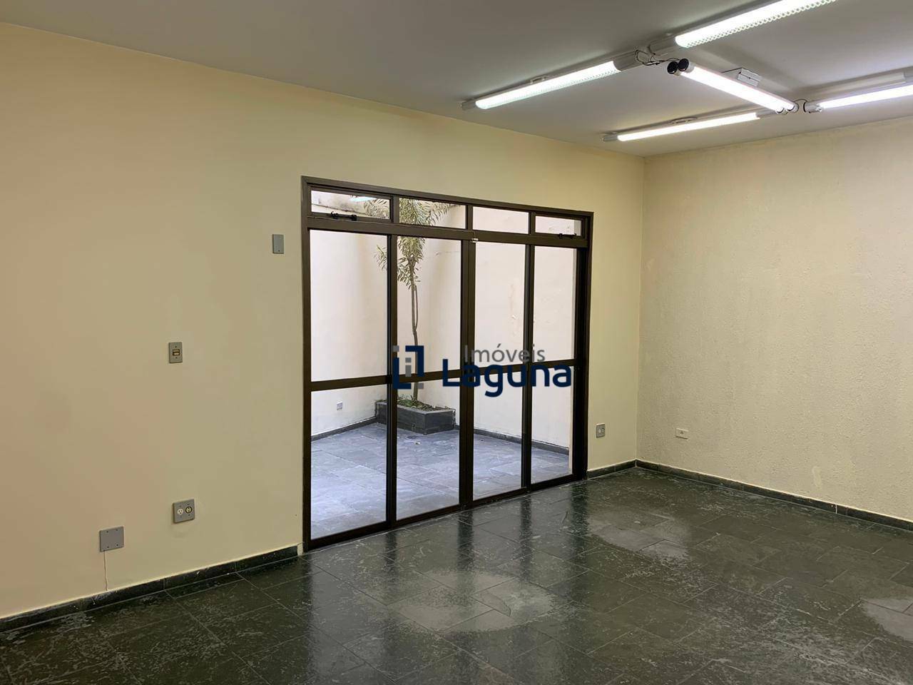 Prédio Inteiro à venda, 259m² - Foto 2