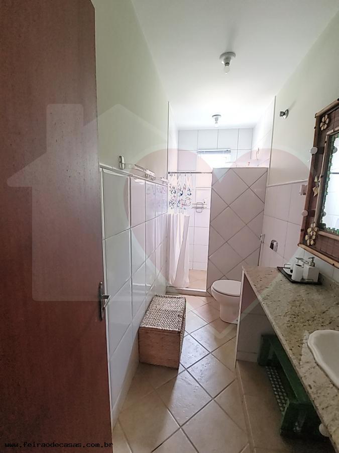 Casa à venda com 5 quartos, 240m² - Foto 45