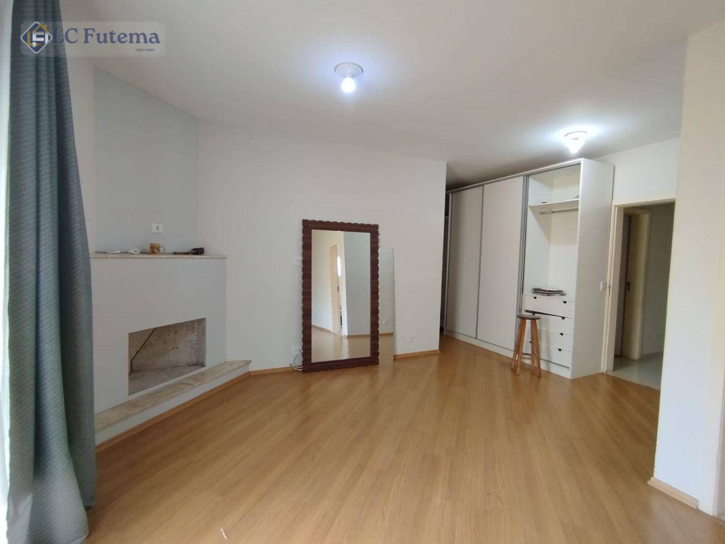 Casa de Condomínio para alugar com 3 quartos, 300m² - Foto 16