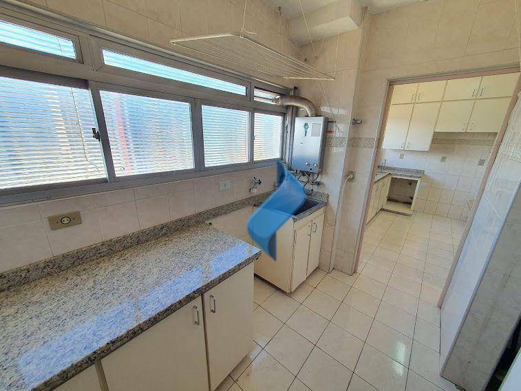Apartamento à venda e aluguel com 3 quartos, 135m² - Foto 20