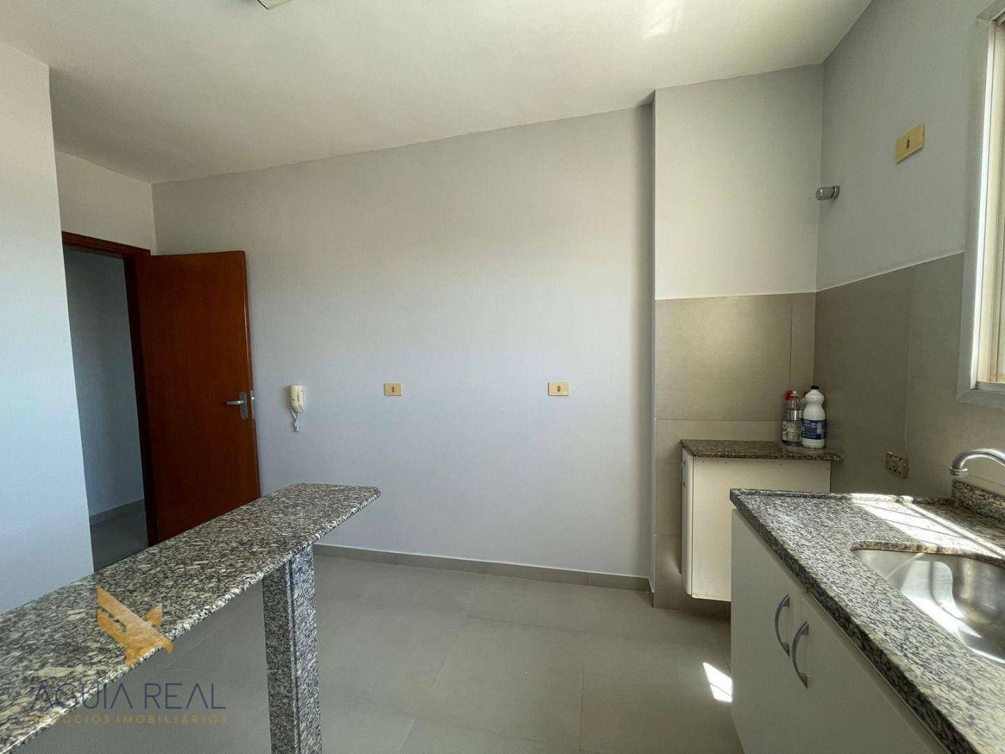 Apartamento à venda com 3 quartos, 77m² - Foto 6