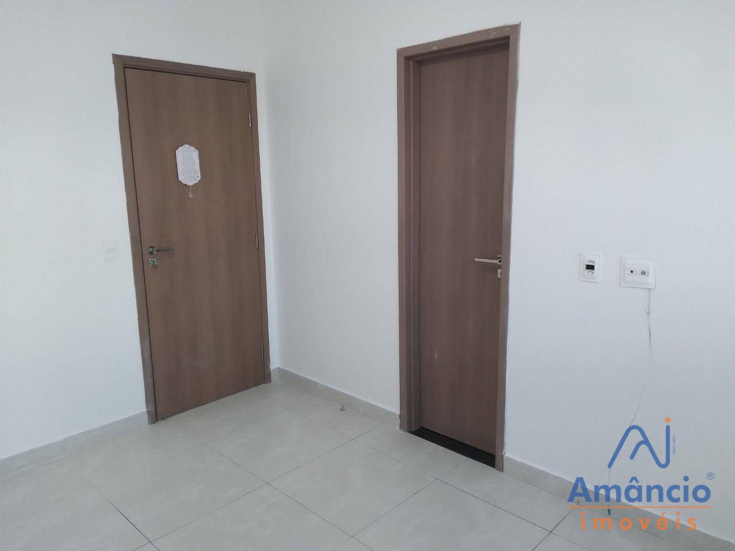 Apartamento para alugar com 4 quartos, 117m² - Foto 3