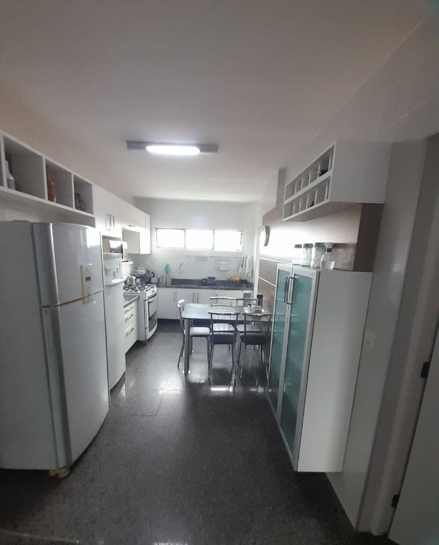 Apartamento à venda com 3 quartos, 149m² - Foto 26