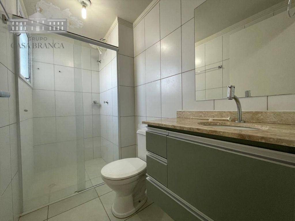 Apartamento à venda com 2 quartos, 65m² - Foto 8