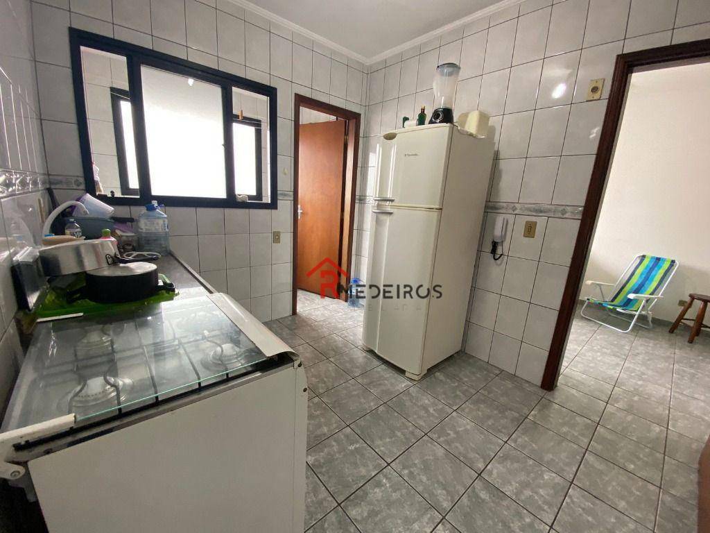 Apartamento à venda com 1 quarto, 60m² - Foto 9