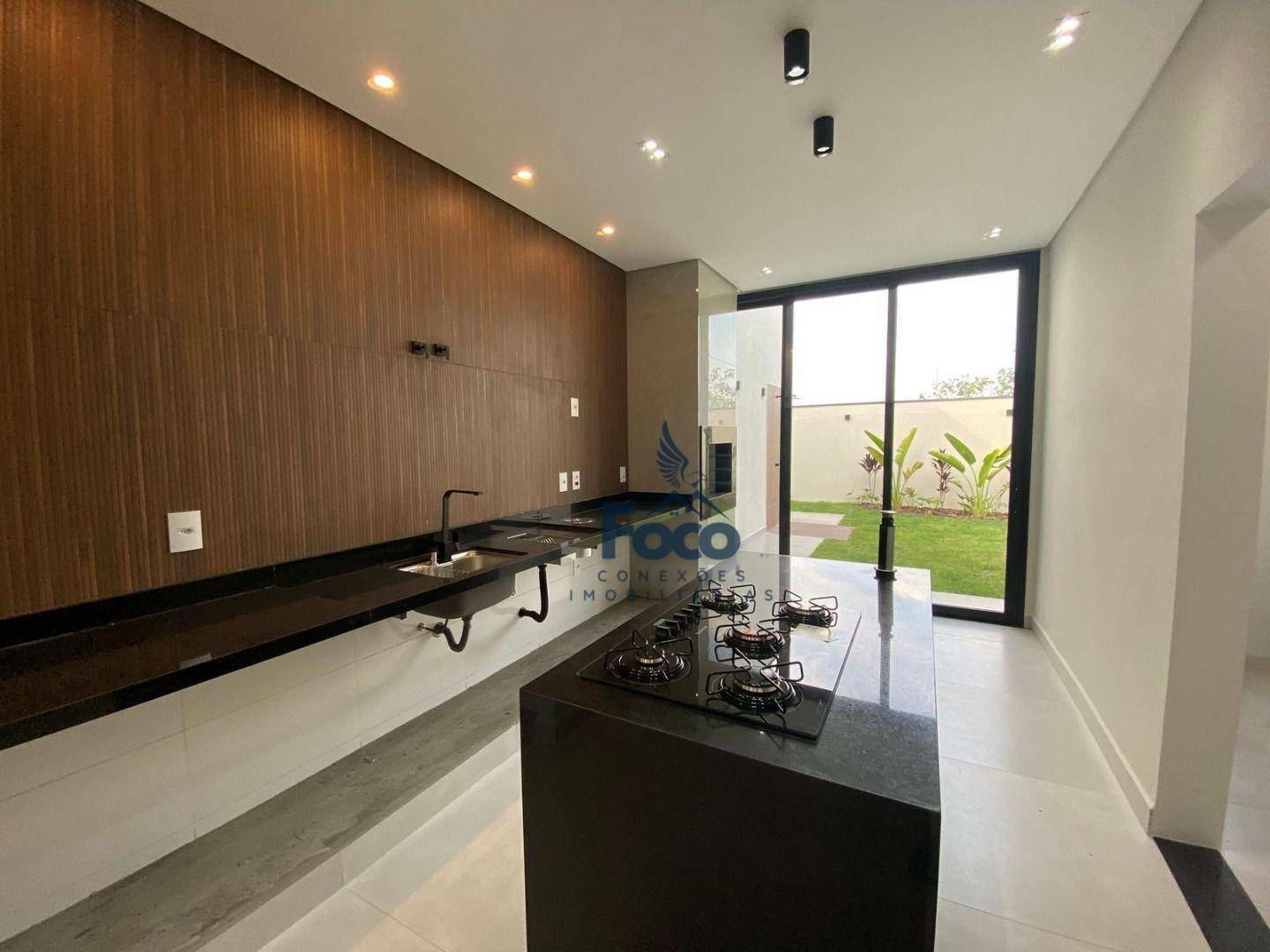 Casa à venda com 3 quartos, 154m² - Foto 3