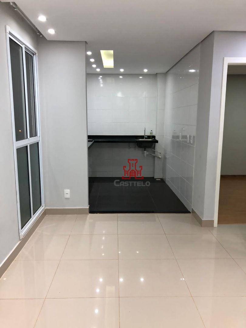 Apartamento à venda com 2 quartos, 47m² - Foto 3