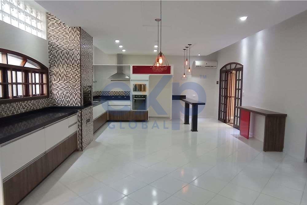 Casa à venda com 3 quartos, 350m² - Foto 34