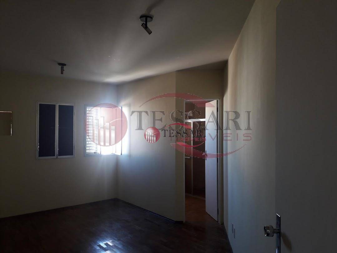 Apartamento à venda com 1 quarto, 45m² - Foto 2