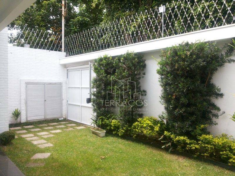 Casa à venda com 3 quartos, 300m² - Foto 3