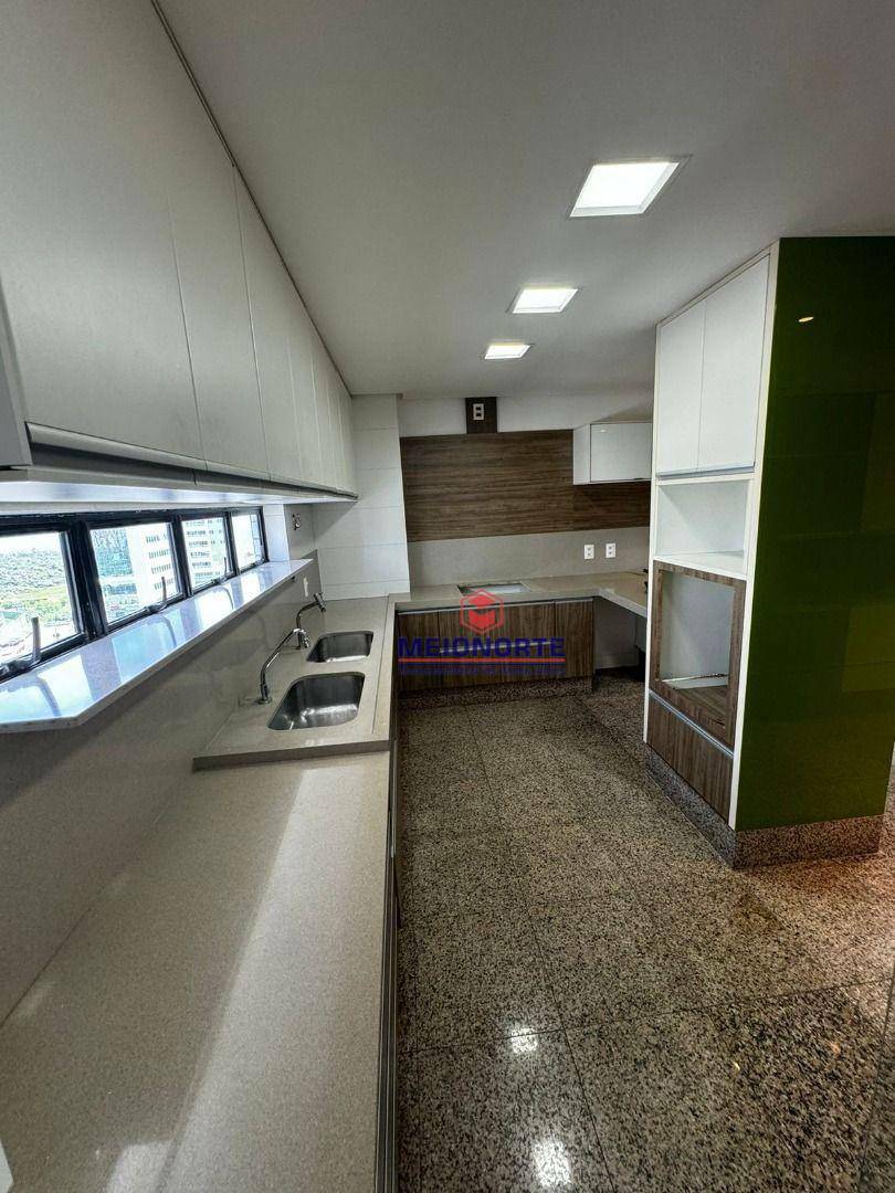 Apartamento à venda com 4 quartos, 200m² - Foto 5