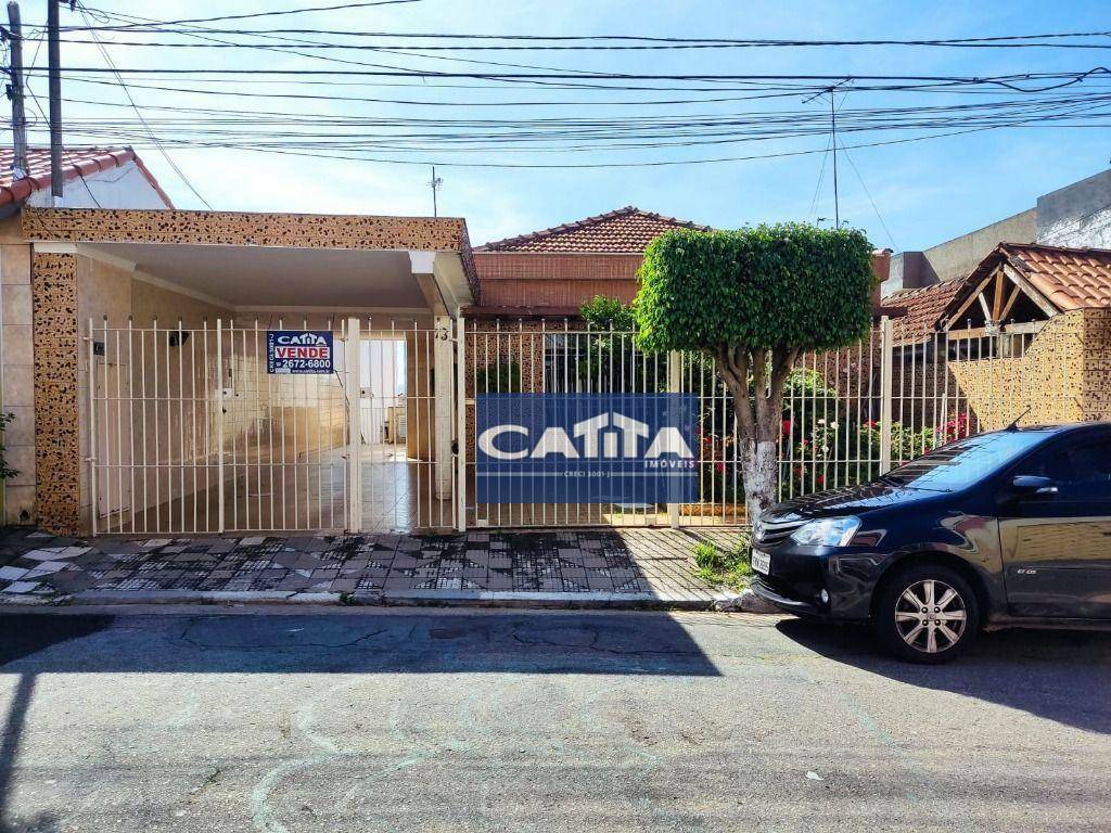 Casa à venda e aluguel com 3 quartos, 160m² - Foto 2