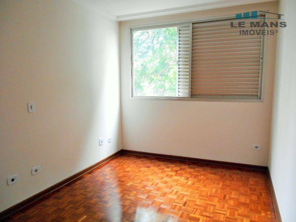 Apartamento à venda com 3 quartos, 120m² - Foto 12