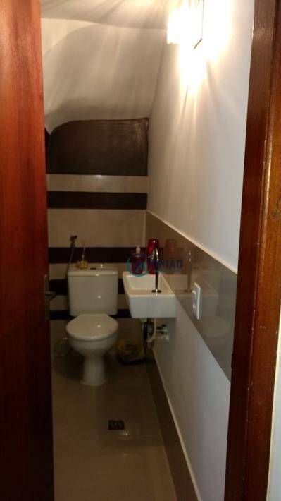 Casa de Condomínio à venda com 5 quartos, 169m² - Foto 15