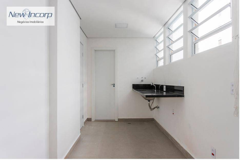 Apartamento à venda com 3 quartos, 225m² - Foto 7