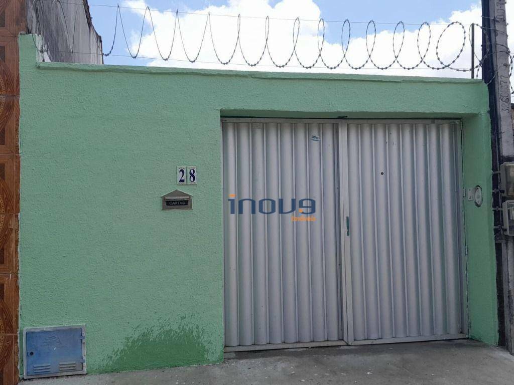 Casa para alugar com 2 quartos, 100m² - Foto 1