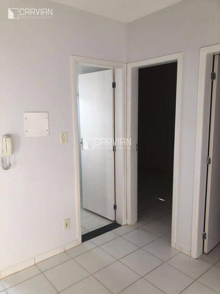 Apartamento à venda com 2 quartos, 42m² - Foto 3