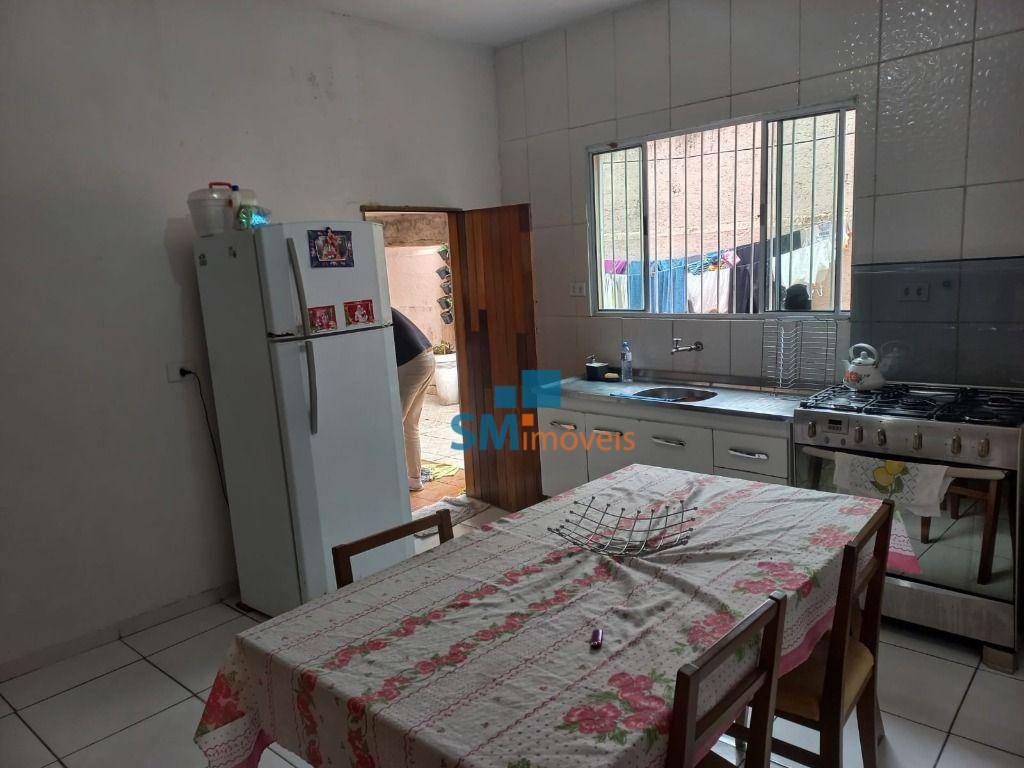 Casa à venda com 3 quartos, 162m² - Foto 1