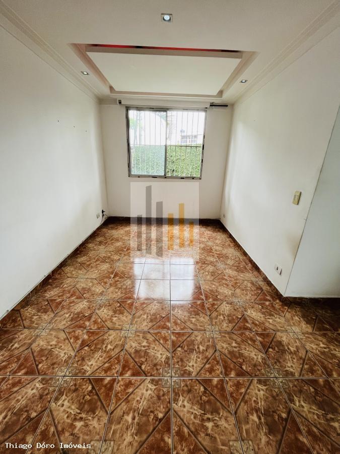 Apartamento à venda com 2 quartos, 55m² - Foto 1