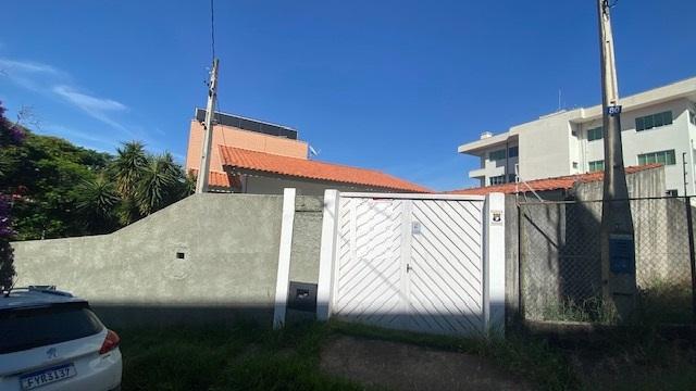 Casa para alugar com 3 quartos, 199m² - Foto 3