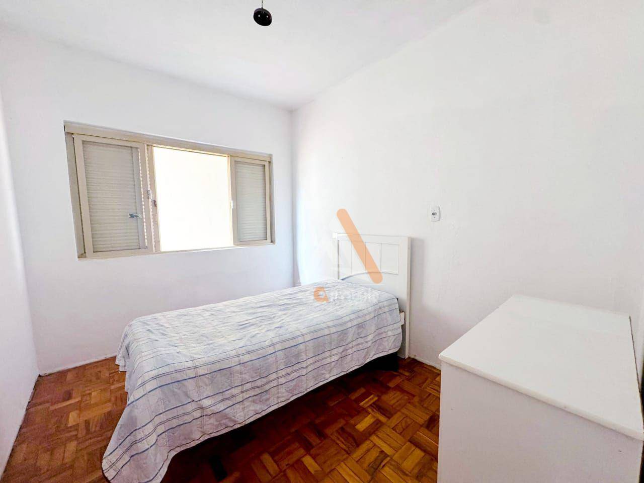 Casa à venda com 2 quartos, 137m² - Foto 4
