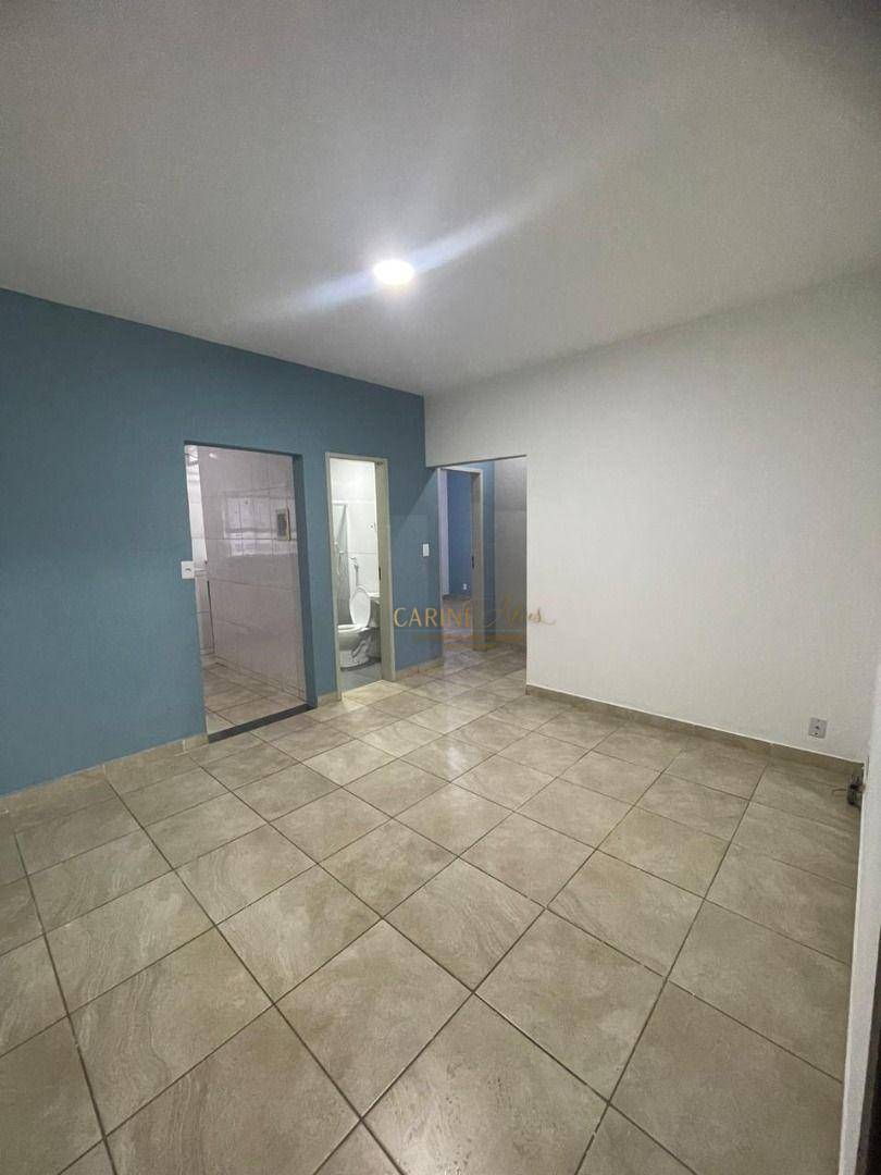 Apartamento para alugar com 2 quartos, 80m² - Foto 3