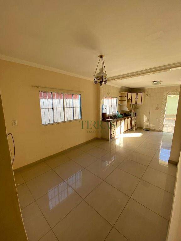 Casa de Condomínio à venda com 3 quartos, 195m² - Foto 8