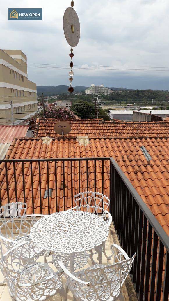 Casa à venda com 3 quartos, 193m² - Foto 16