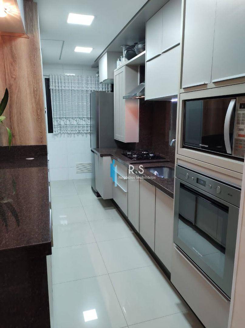 Apartamento à venda com 3 quartos, 77m² - Foto 19