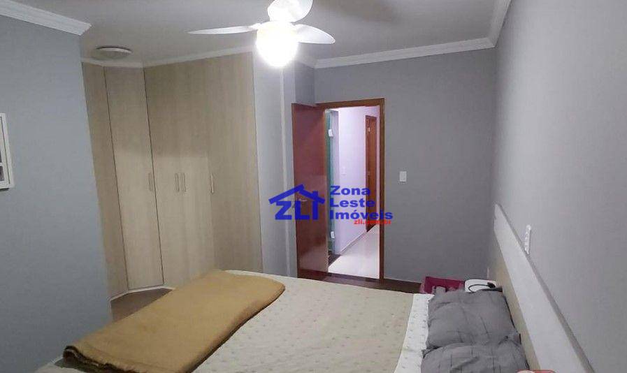 Sobrado à venda com 3 quartos, 217m² - Foto 4