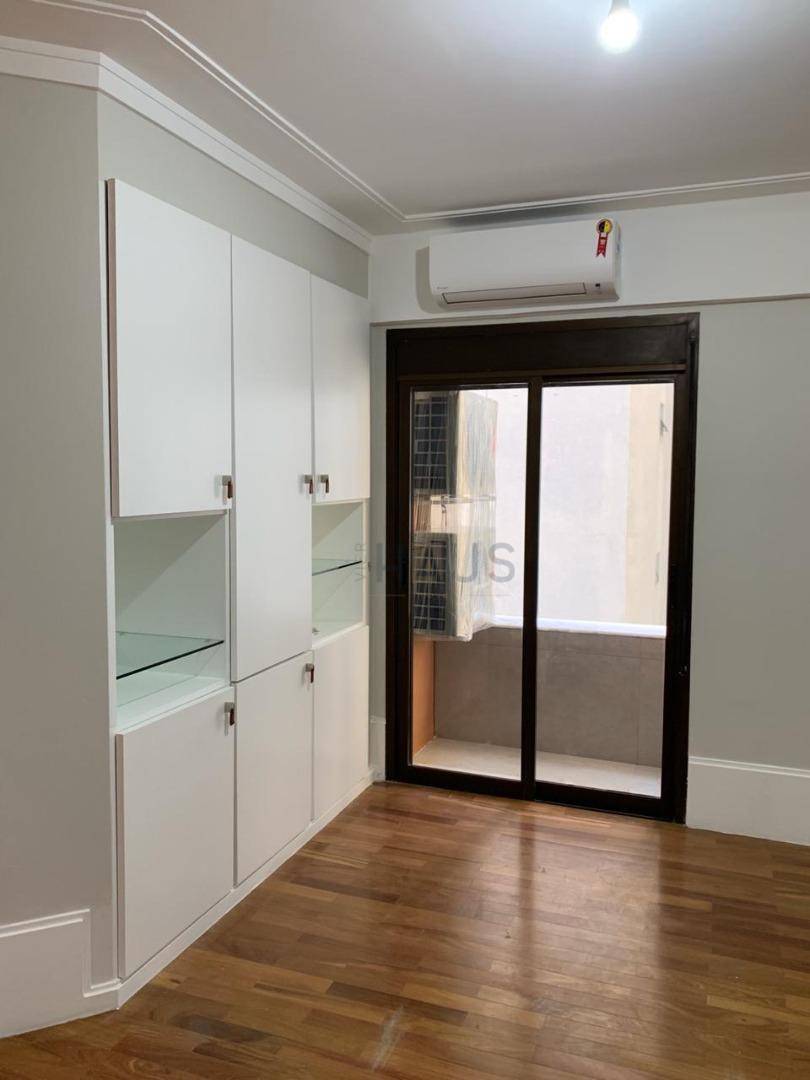 Apartamento à venda com 3 quartos, 103m² - Foto 4